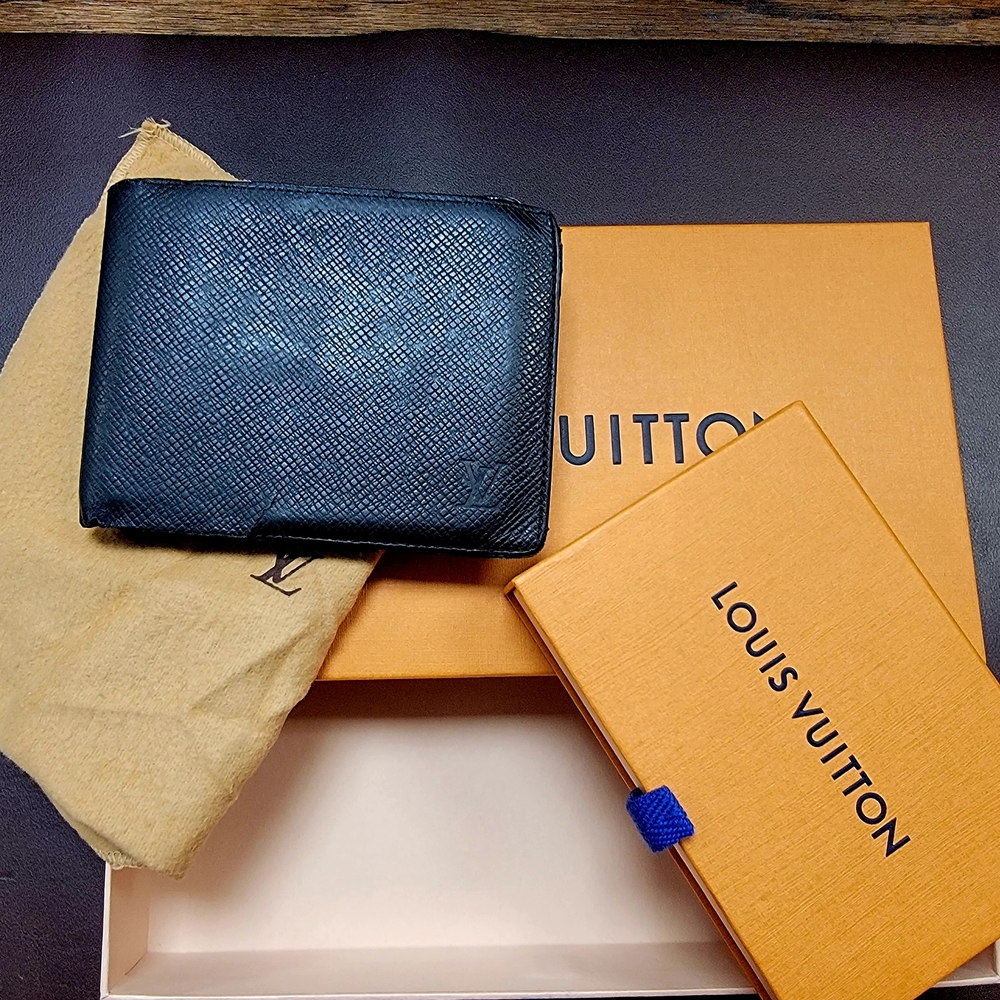 Louis Vuitton Black Wallet